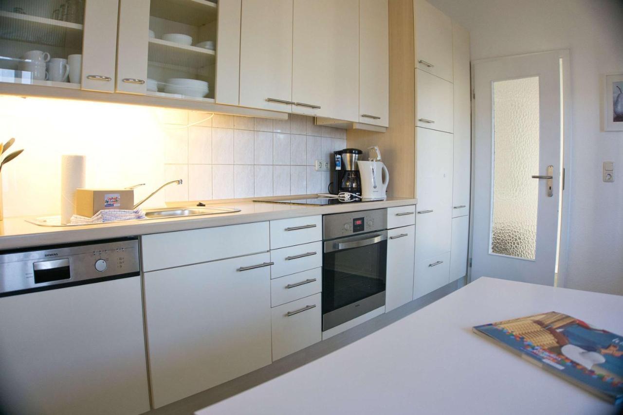 Balkon, Gratis Nutzung Vom Ahoi Erlebnisbad Und Sauna In Sellin - Residenz Strandeck Fewo01 Goehren  Exterior photo